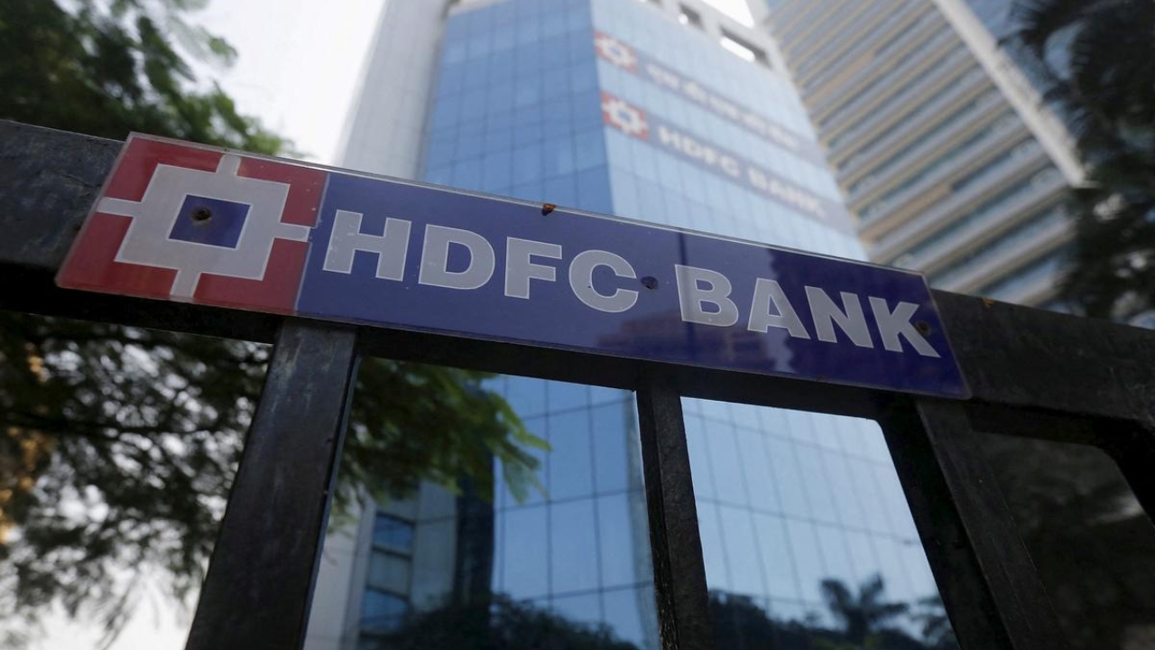 HDFC Bank Reduces FD Interest Rates by 50 Basis Points Following RBI Repo Rate Cut