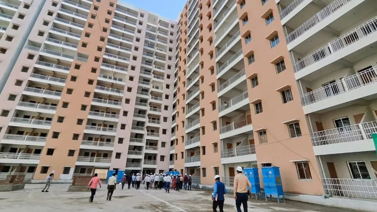 DDA Housing Scheme 2025: Affordable Homes in Delhi Starting at Just ₹13.30 Lakh — Eligibility, Deadline & Full Details