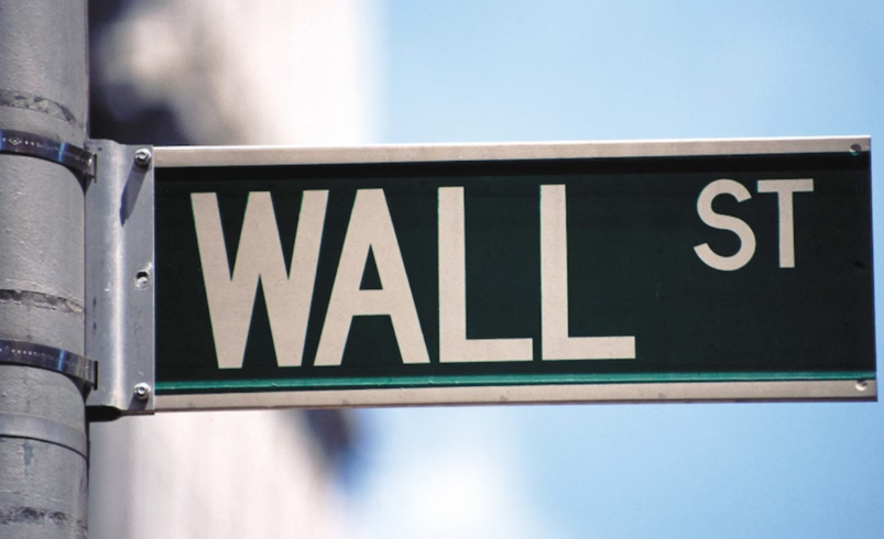 Are US Stocks a Smart Buy Right Now? Experts Weigh In Amid Tariff Tensions