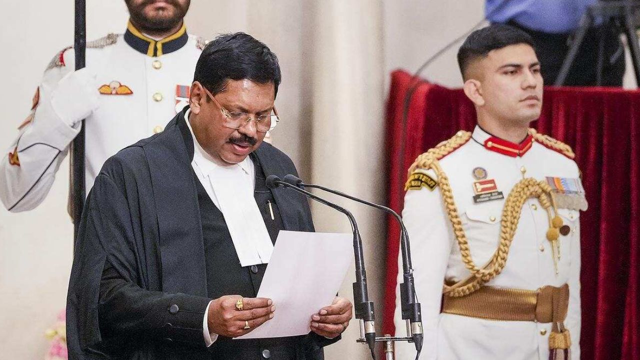 Justice BR Gavai Takes Oath as India’s 52nd Chief Justice: A Historic Moment for Judiciary and Social Equity