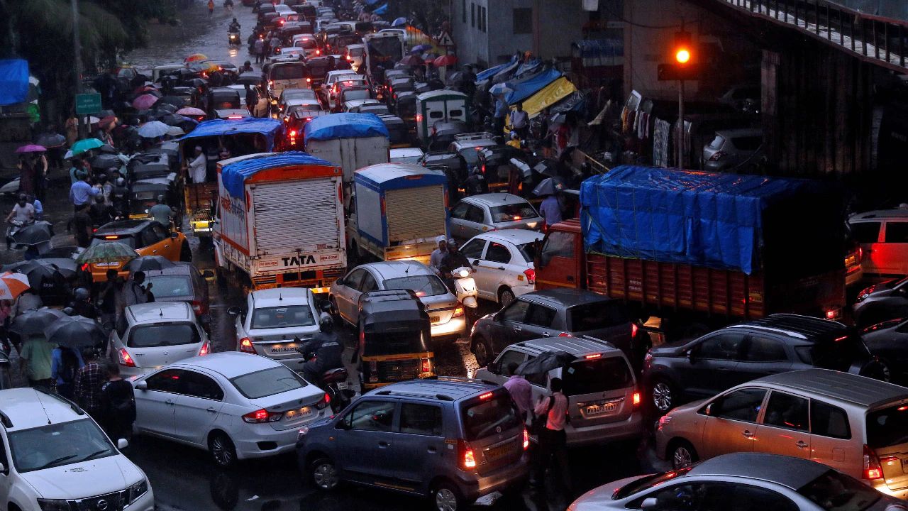 No Parking, No Registration: Maharashtra’s Bold New Move to Tackle Mumbai’s Traffic Chaos